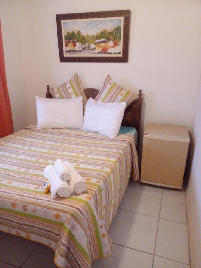Bed and Breakfast Dani'S House - Hospedagem Familiar Araquari Exterior foto